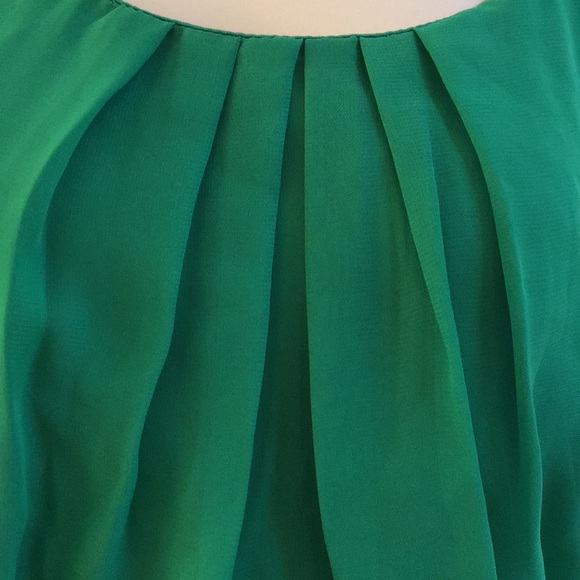 Pretty green dress with lining. So comfy! - Picture 2 of 5